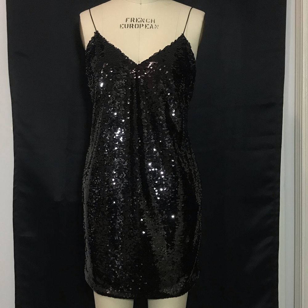 Black sequin spaghetti strap party dress